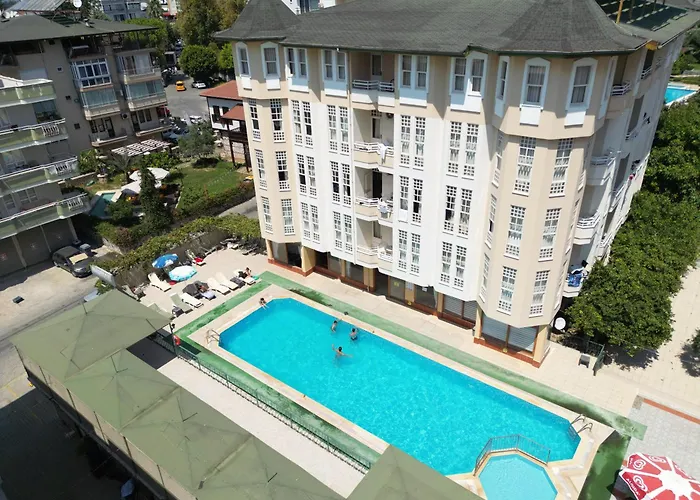 Isabella Apartmanhotel 2*