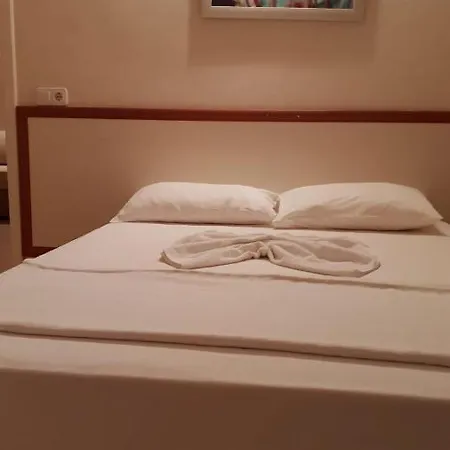 Isabella Aparthotel