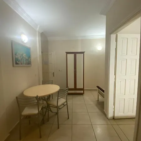 Aparthotel Isabella 2*